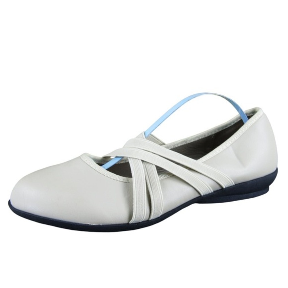Classique Women  Mary Jane Beige‎ Synthetic Sz 7 Medium Gently Used 2025